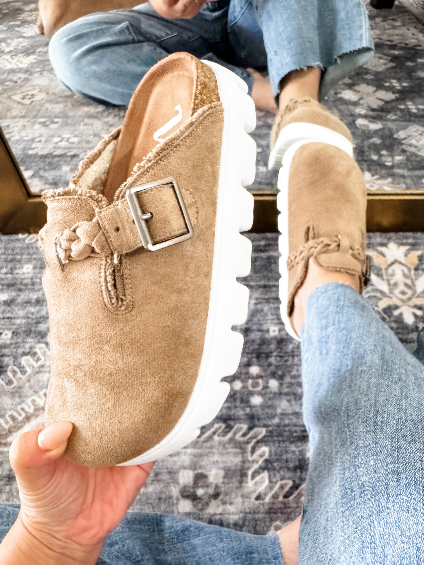 VERY G CALI PLATFORM BRAIDED CLOG - TAUPE