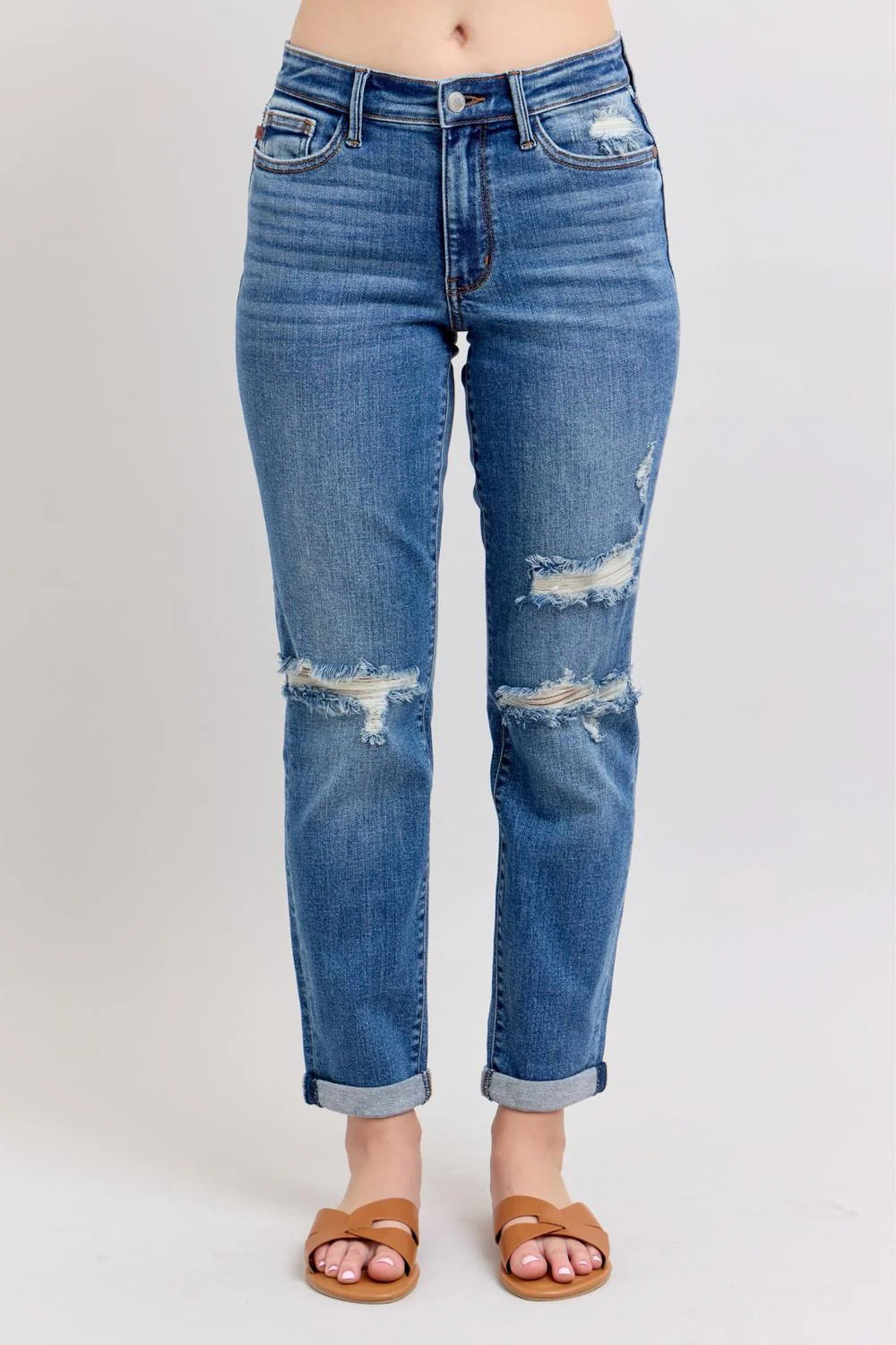 JUDY BLUE MID RISE DISTRESSED BOYFRIEND JEANS