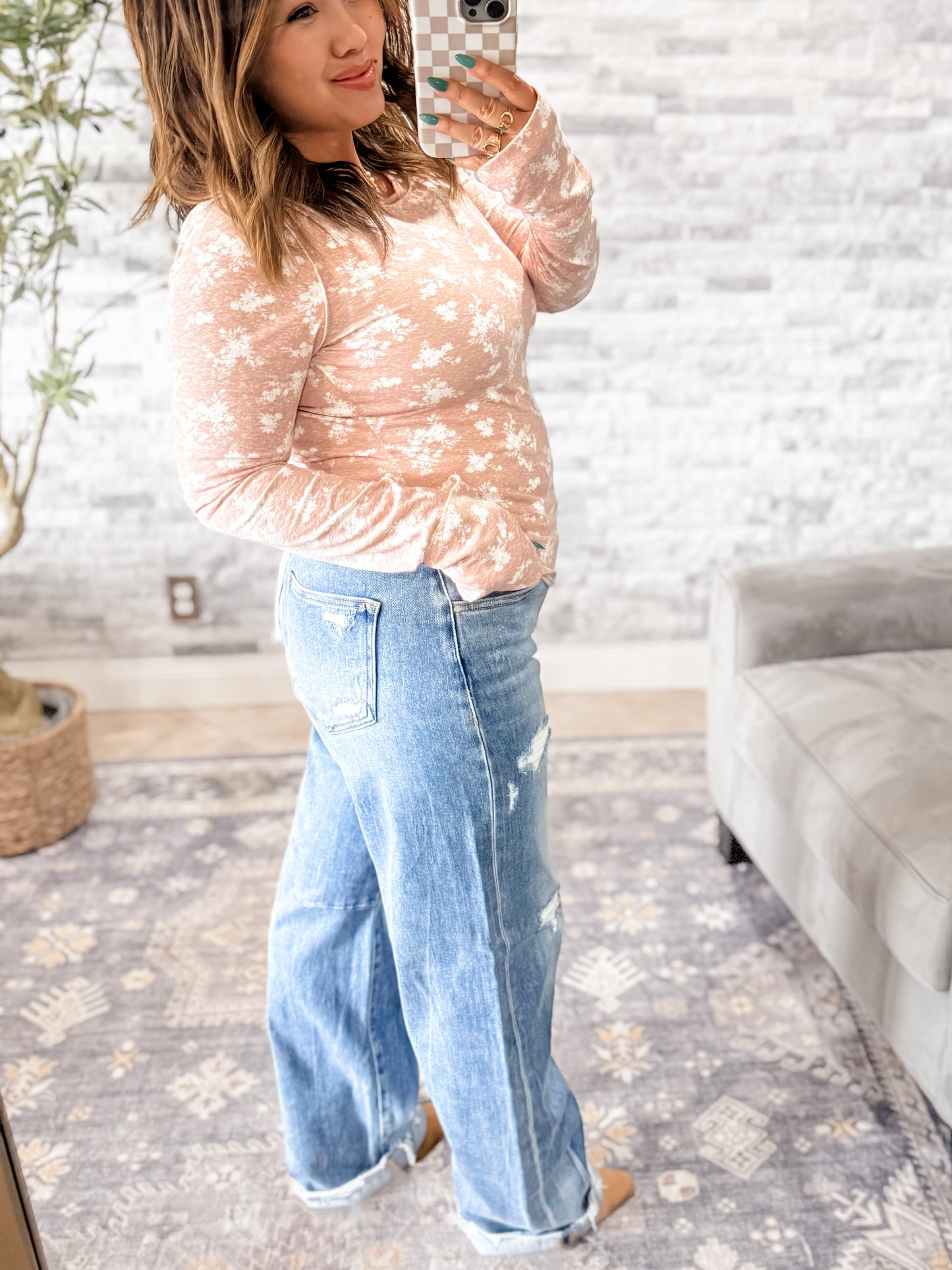 RISEN TAPERED WIDE LEG MID RISE DISTRESSED JEANS