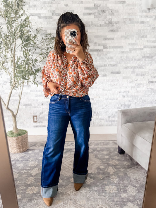 RISEN MID RISE WIDE LEG CUFFED JEANS