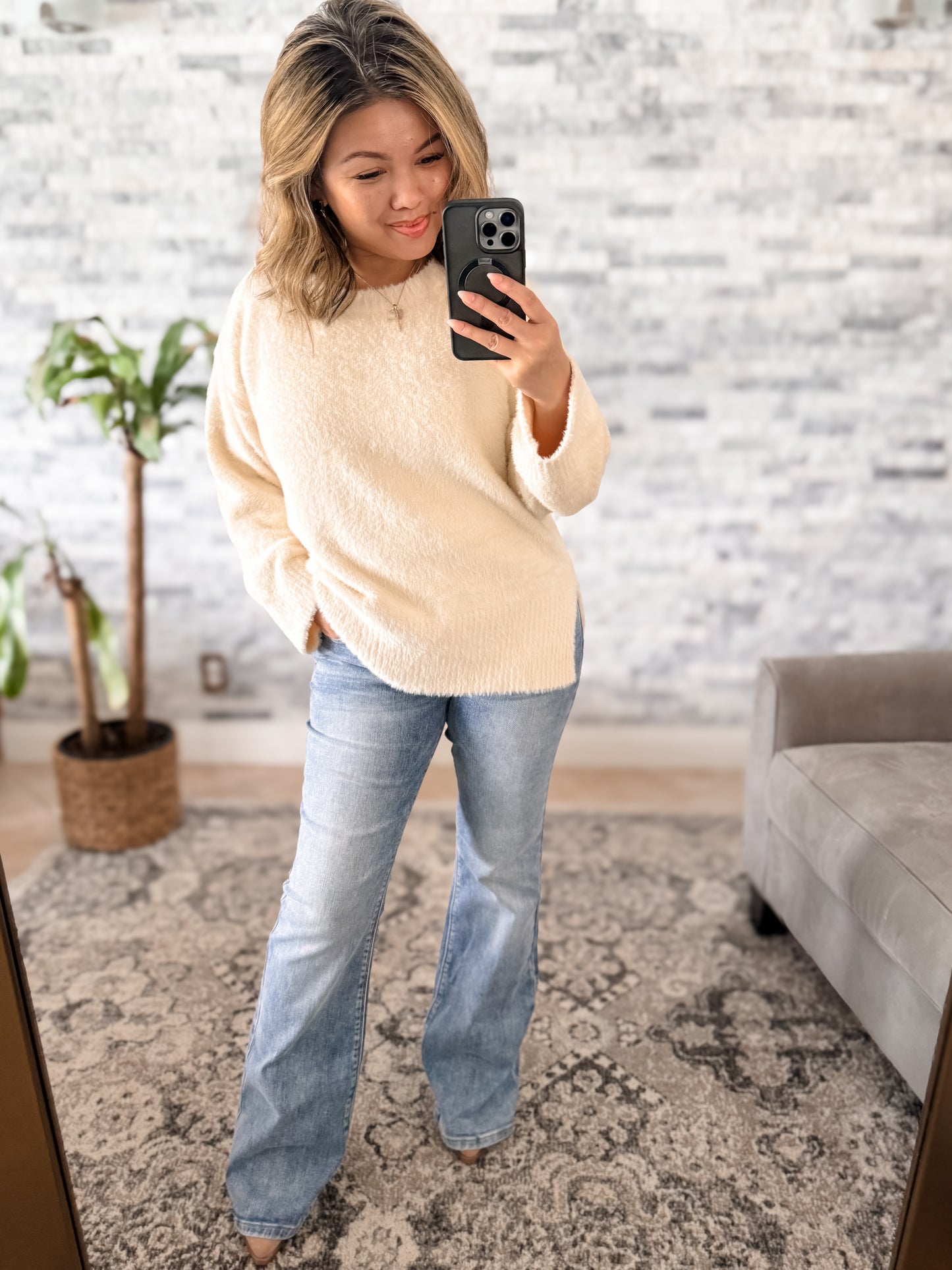 RISEN MID RISE BOOTCUT JEANS