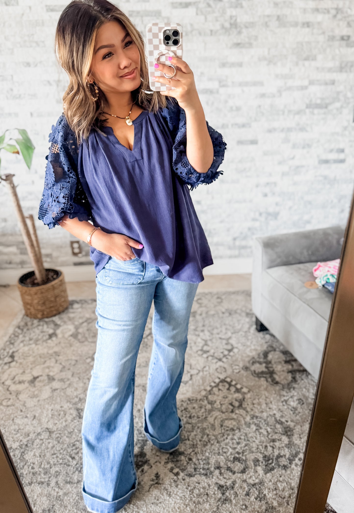 LUXE 3D FLORAL LACE SLEEVE TOP w/ NOTCHED NECKLINE