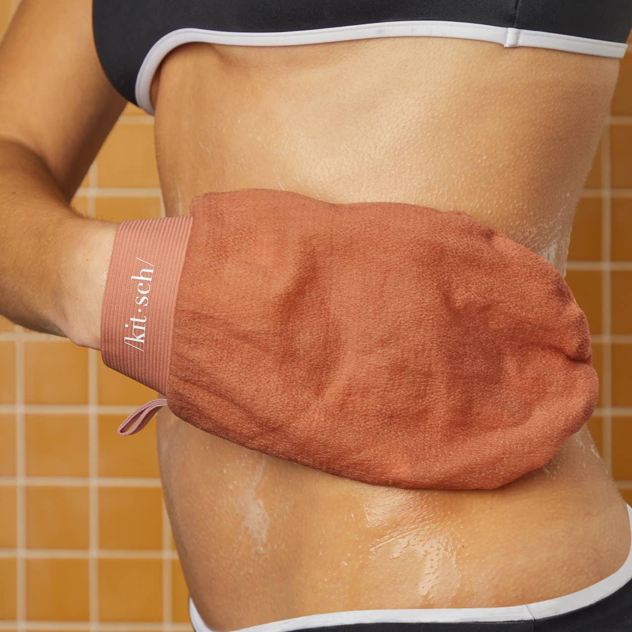 KITSCH EXFOLIATING GLOVE SET