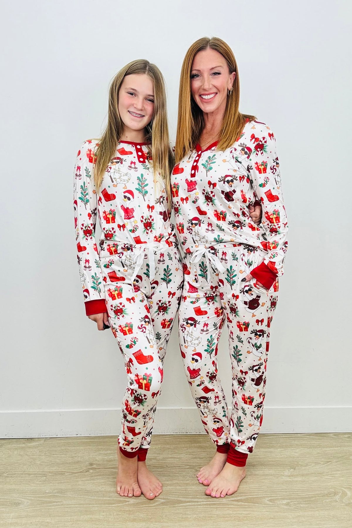 *PREORDER* MOMMY & ME PAJAMA SETS - FESTIVE GEESE