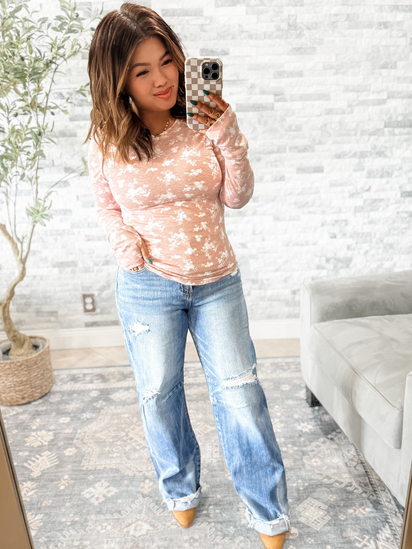 RISEN TAPERED WIDE LEG MID RISE DISTRESSED JEANS