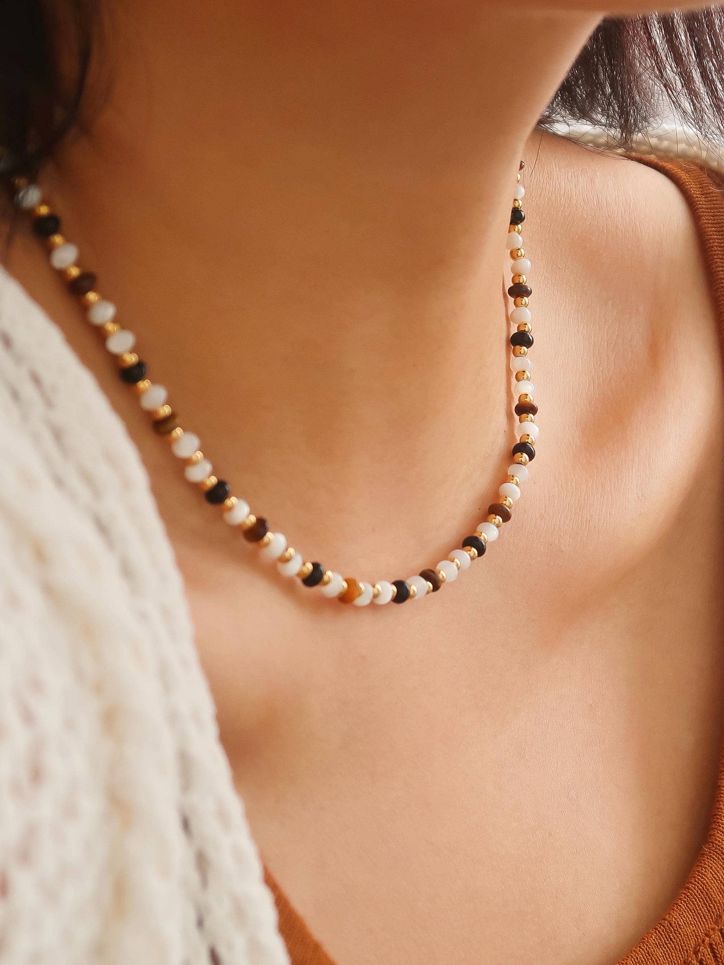 ARROW 18K PLATED BOHO BEADED NECKLACE - BROWN