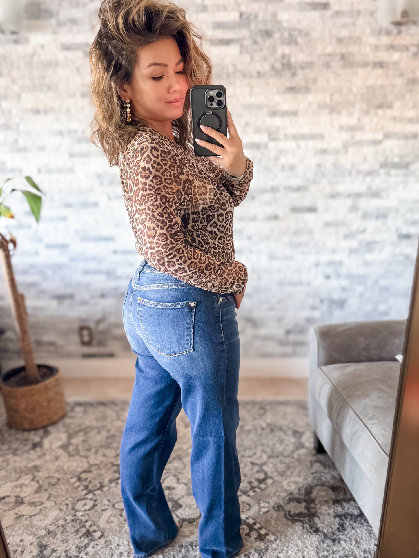 JUDY BLUE SLANTED SIDE SEAM STRAIGHT LEG JEANS