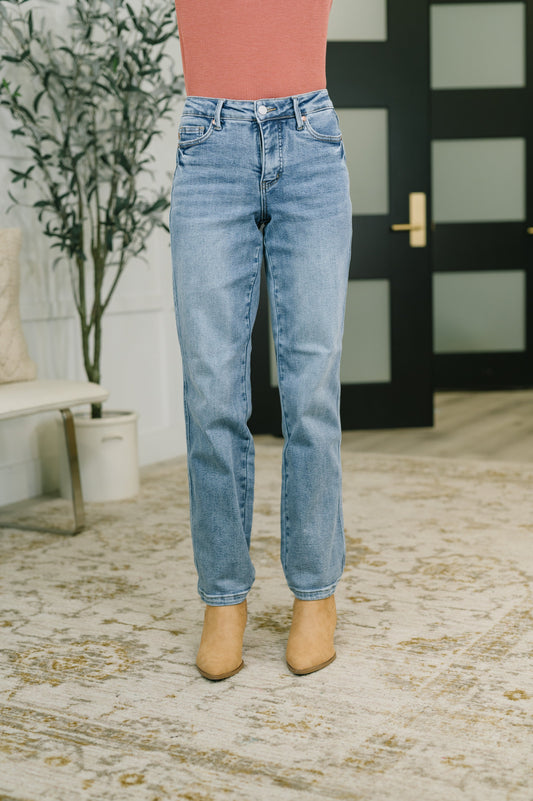 JUDY BLUE MID RISE TUMMY CONTROL STRAIGHT LEG JEANS