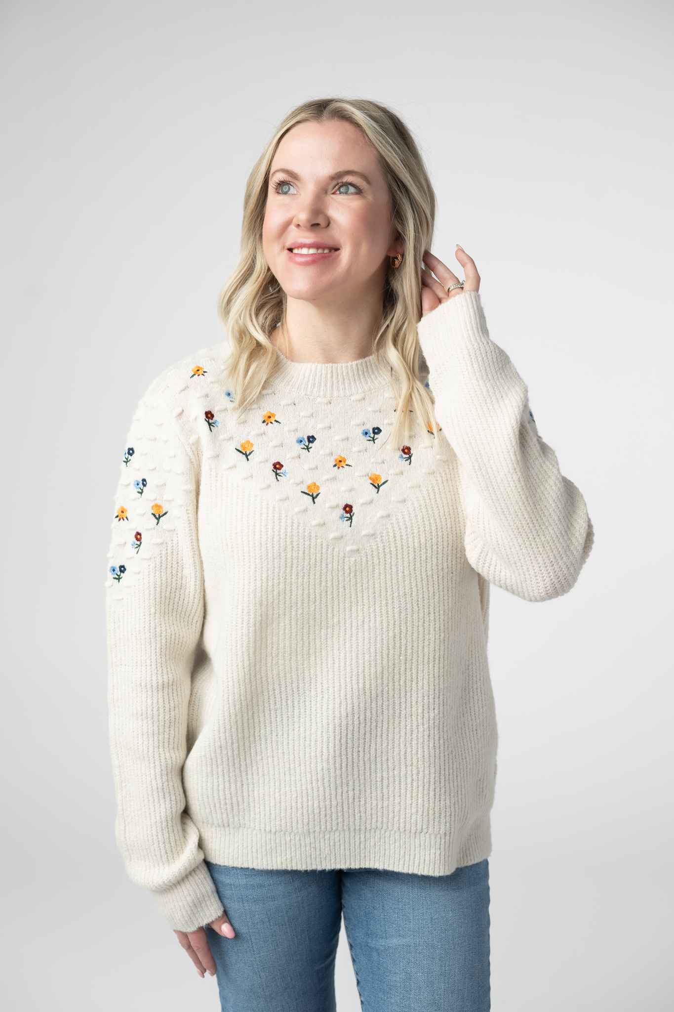 Micro Flower Sweater - Ivory