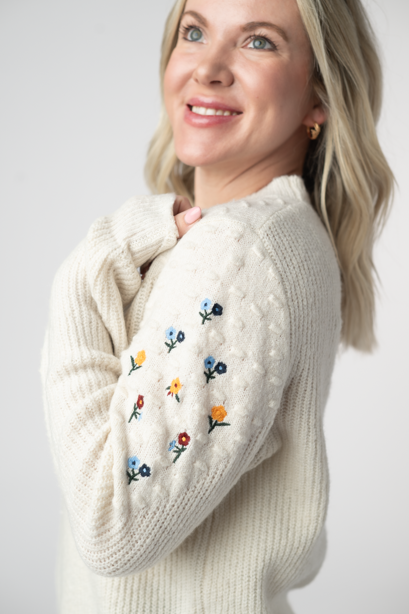 Micro Flower Sweater - Ivory