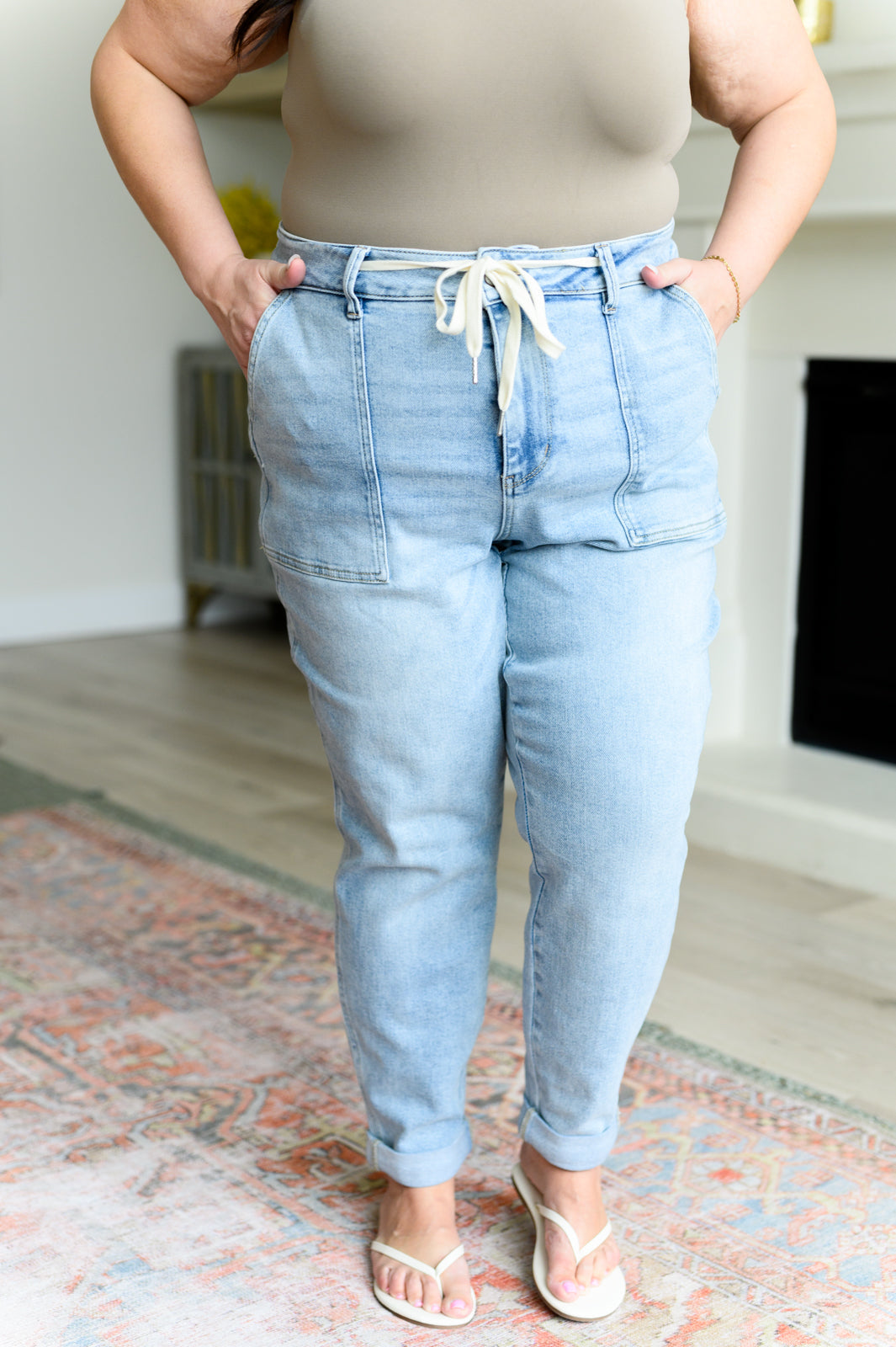 JUDY BLUE HIGH RISE VINTAGE WASH DENIM JOGGERS