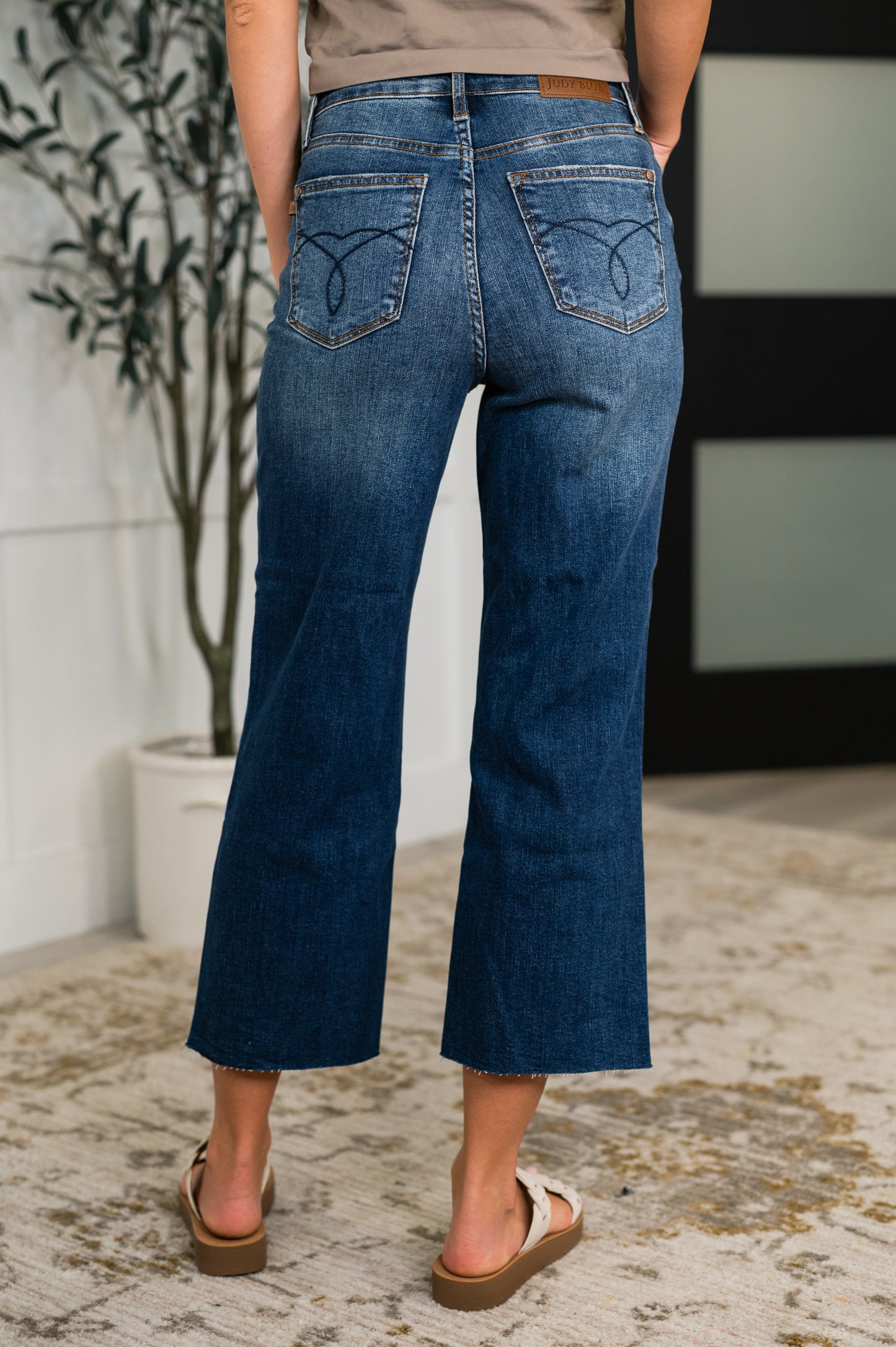 JUDY BLUE HIGH RISE DARK WASH WIDE LEG CROP JEANS