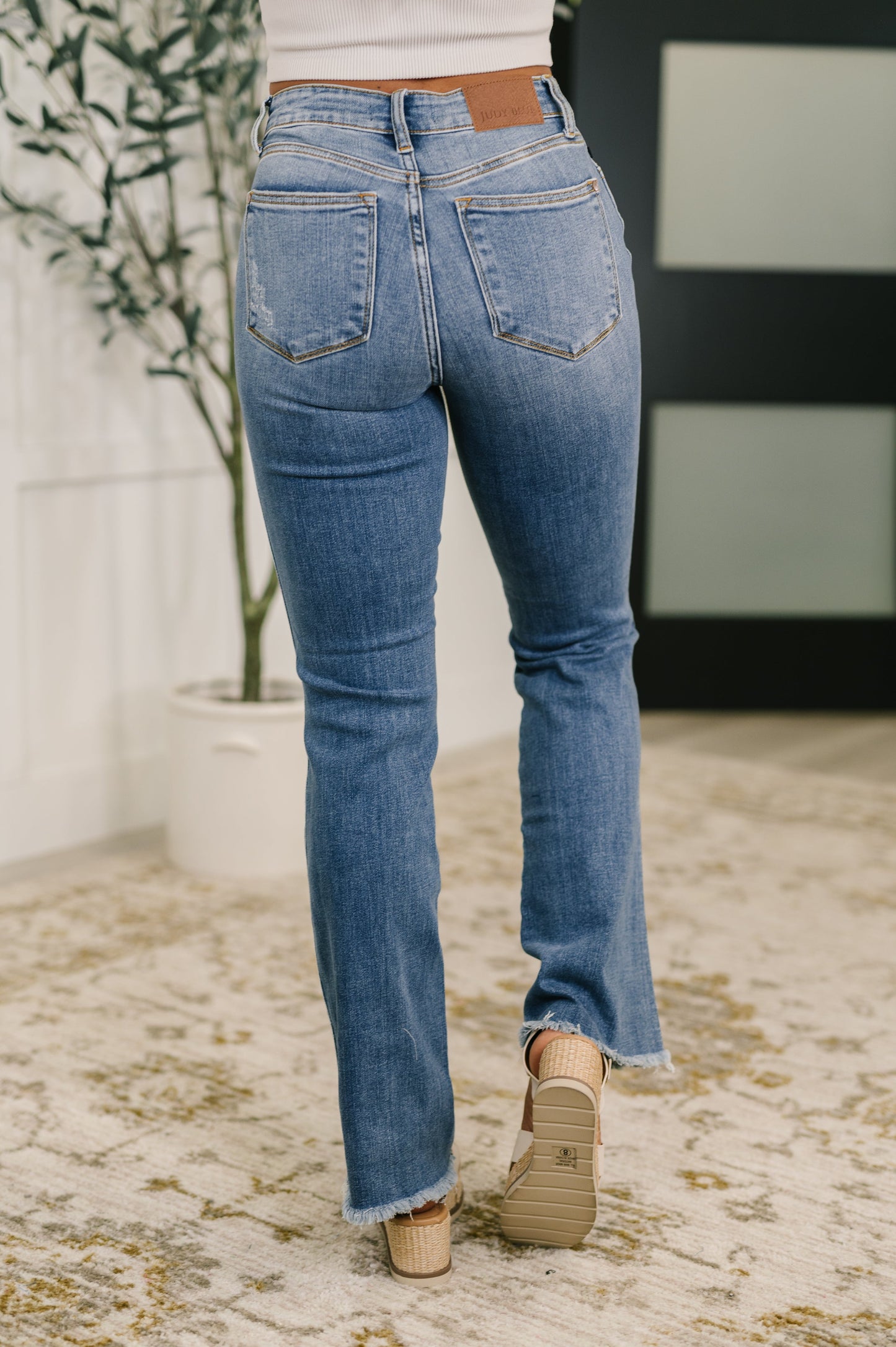 JUDY BLUE HIGH RISE DISTRESSED BOOTCUT JEANS