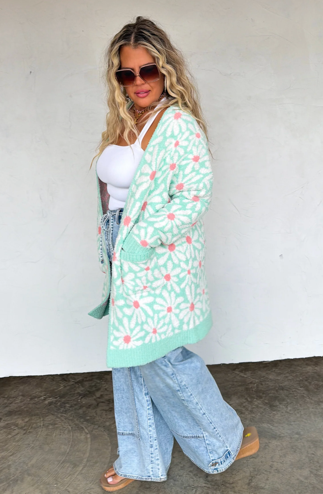 MINT DAISY CLOUD CARDIGAN