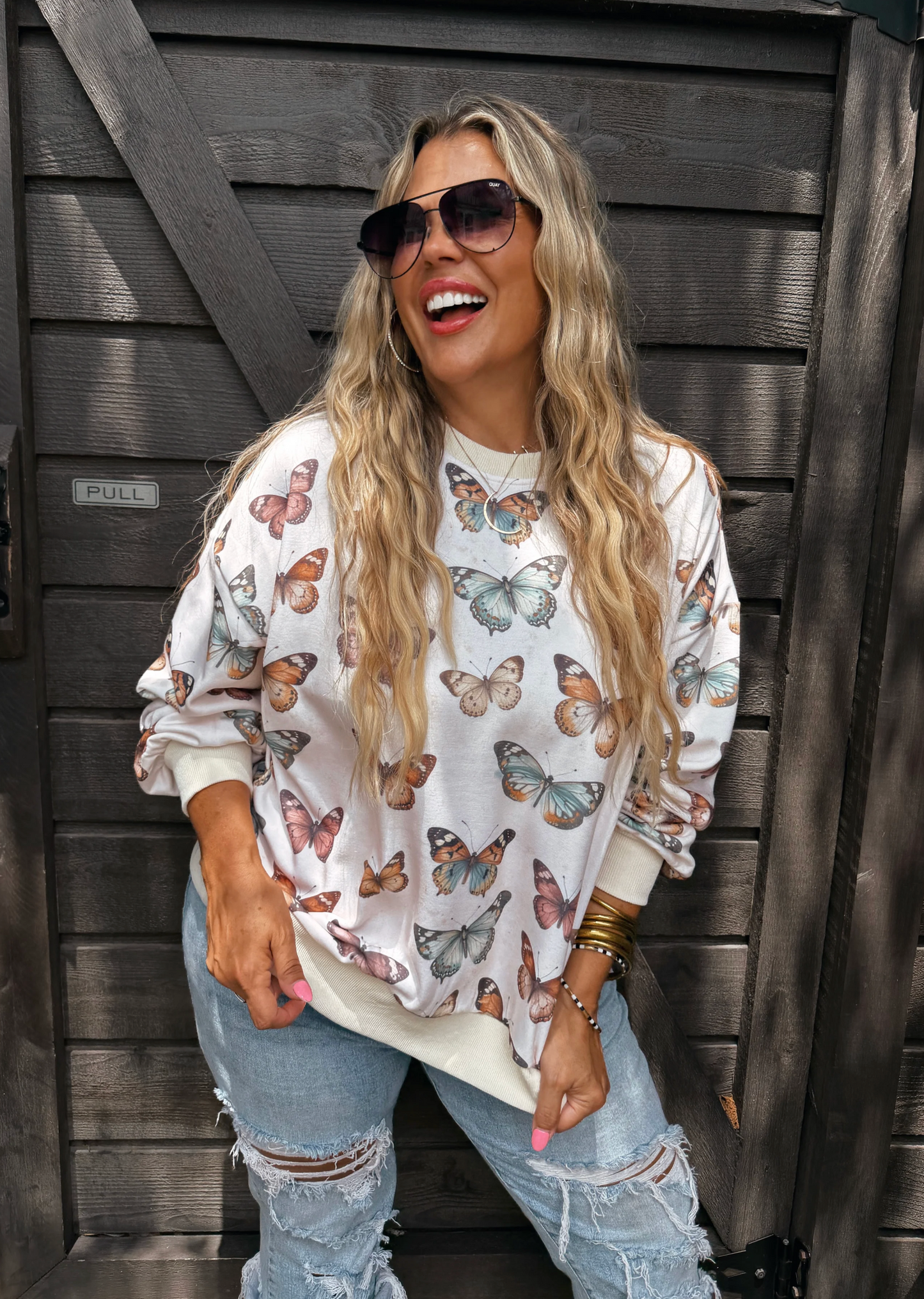 BUTTERFLY SEASON PULLOVER SWEATSHIRT