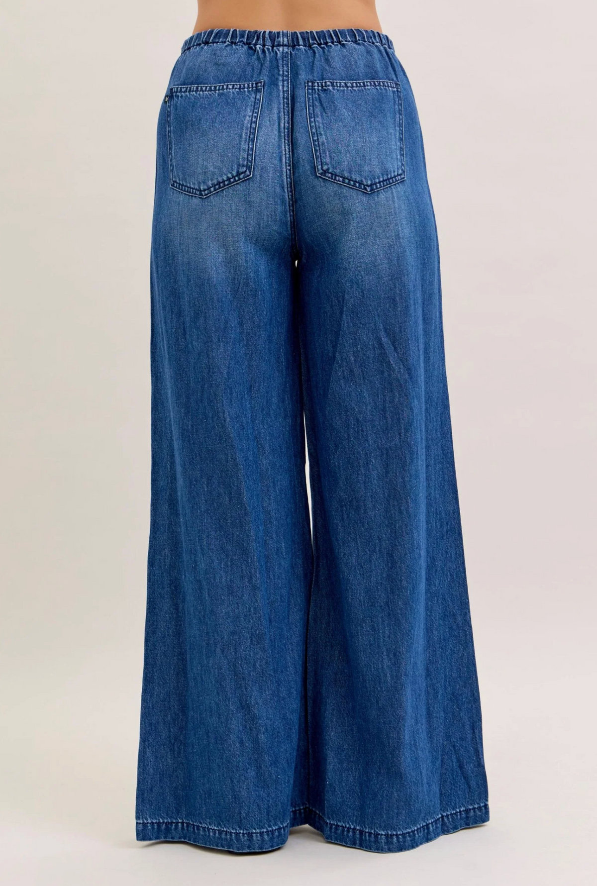 JUDY BLUE HIGH RISE FEATHER WEIGHT PALAZZO JEANS