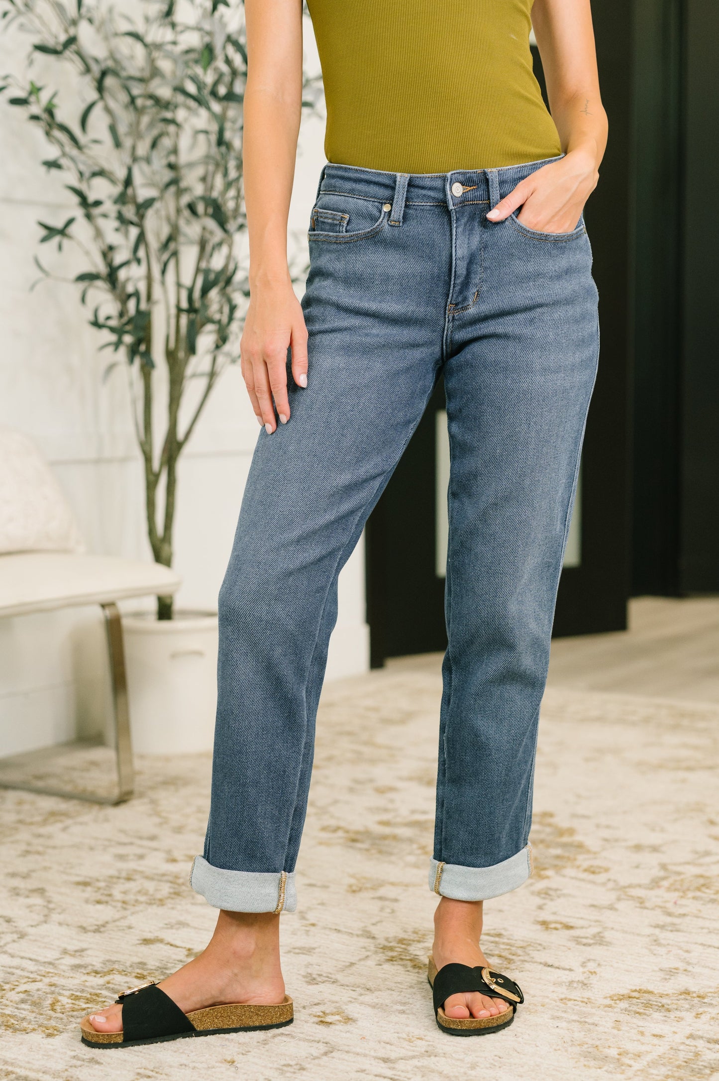 JUDY BLUE MID RISE BILLIE BOYFRIEND JEAN in DARK INDIGO