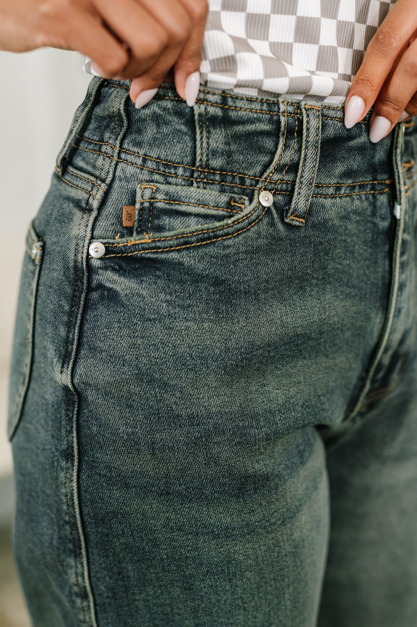 JUDY BLUE HIGH WAIST MARLOW JEAN w/ HOLLYWOOD WAIST