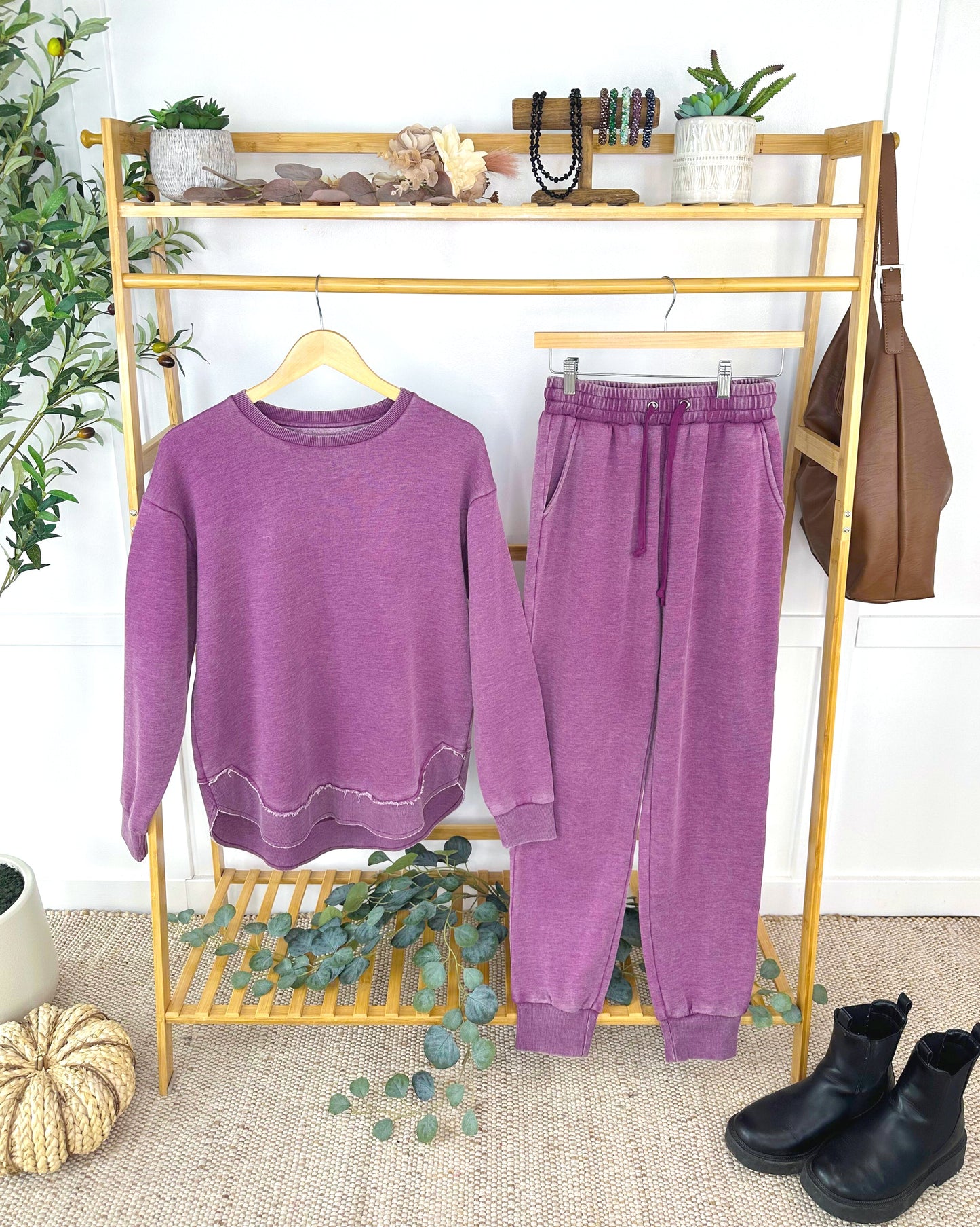 Vintage Wash Pullover - Purple