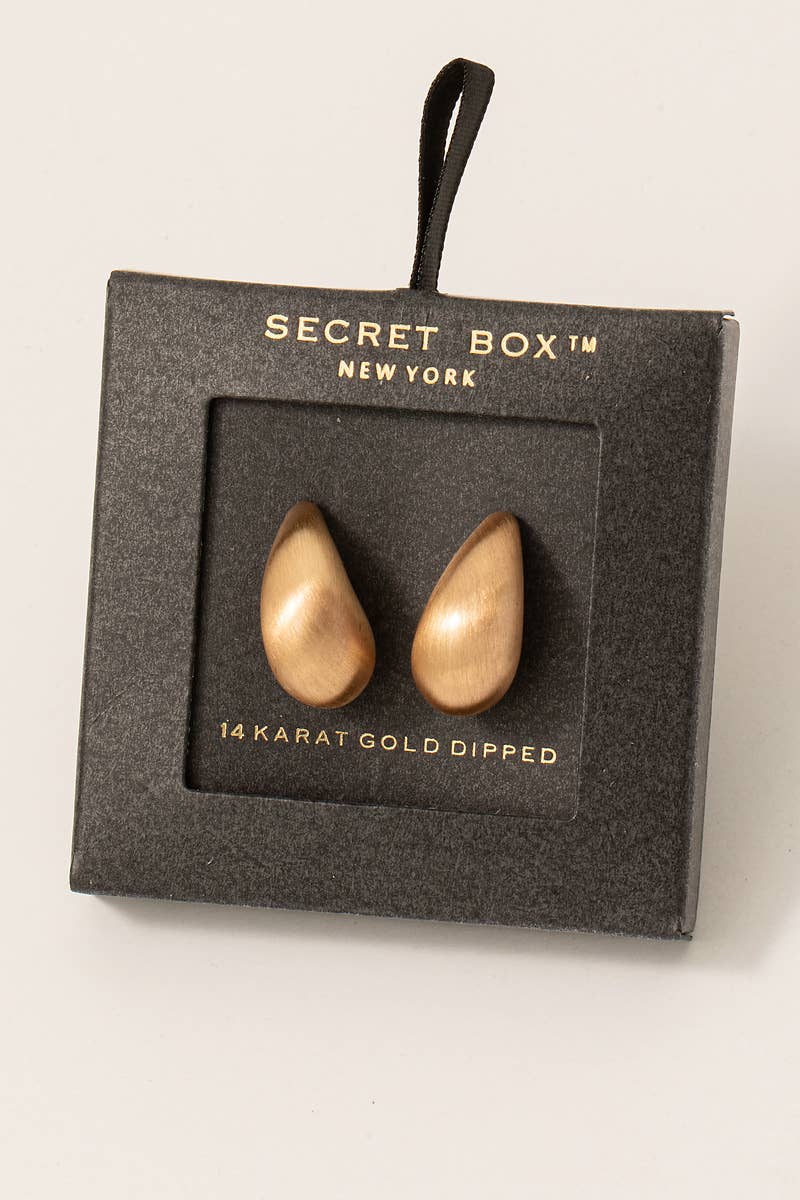 GOLD DIPPED SMALL TEAR DROP STUD EARRINGS
