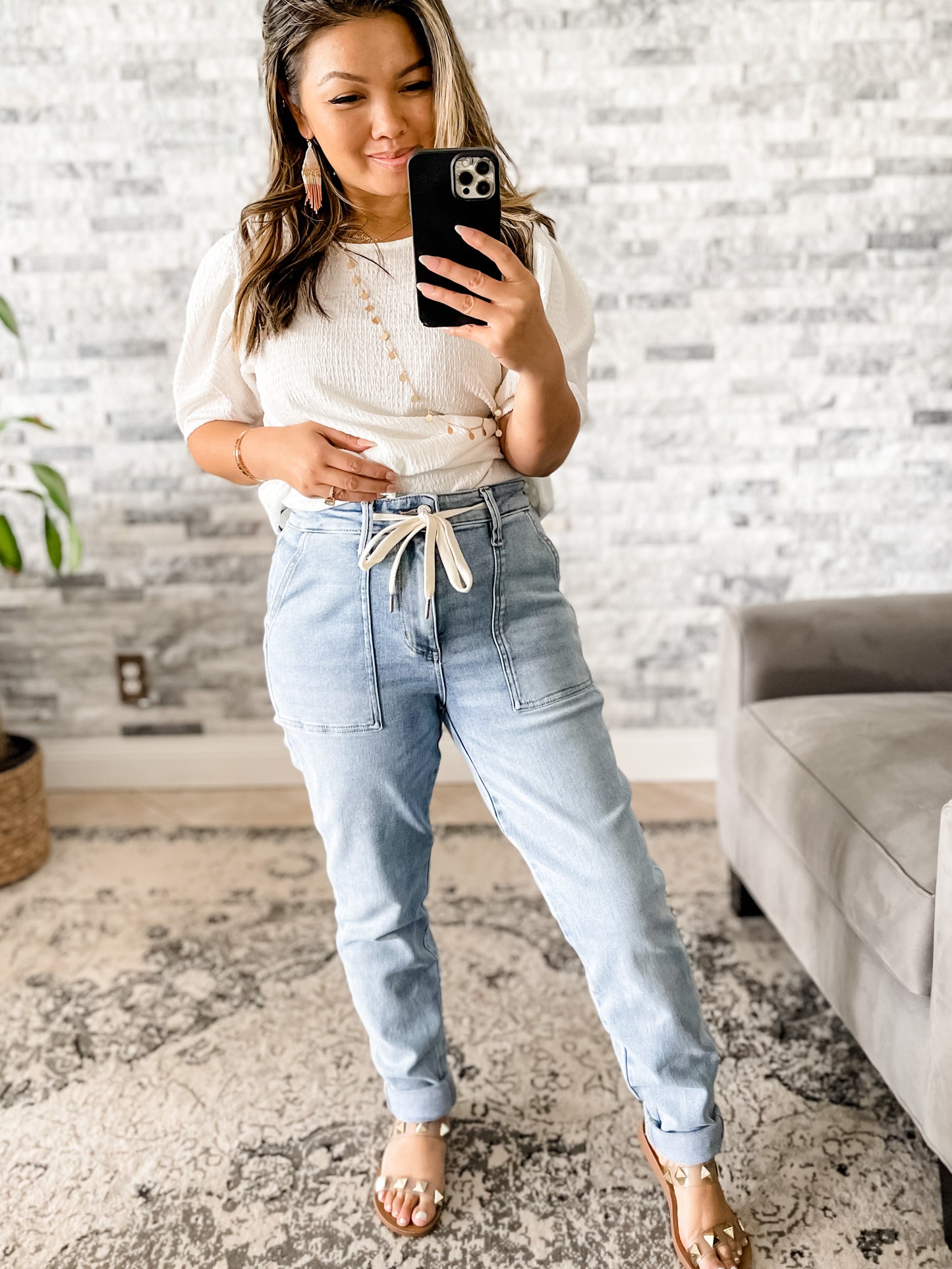 JUDY BLUE HIGH RISE VINTAGE WASH DENIM JOGGERS