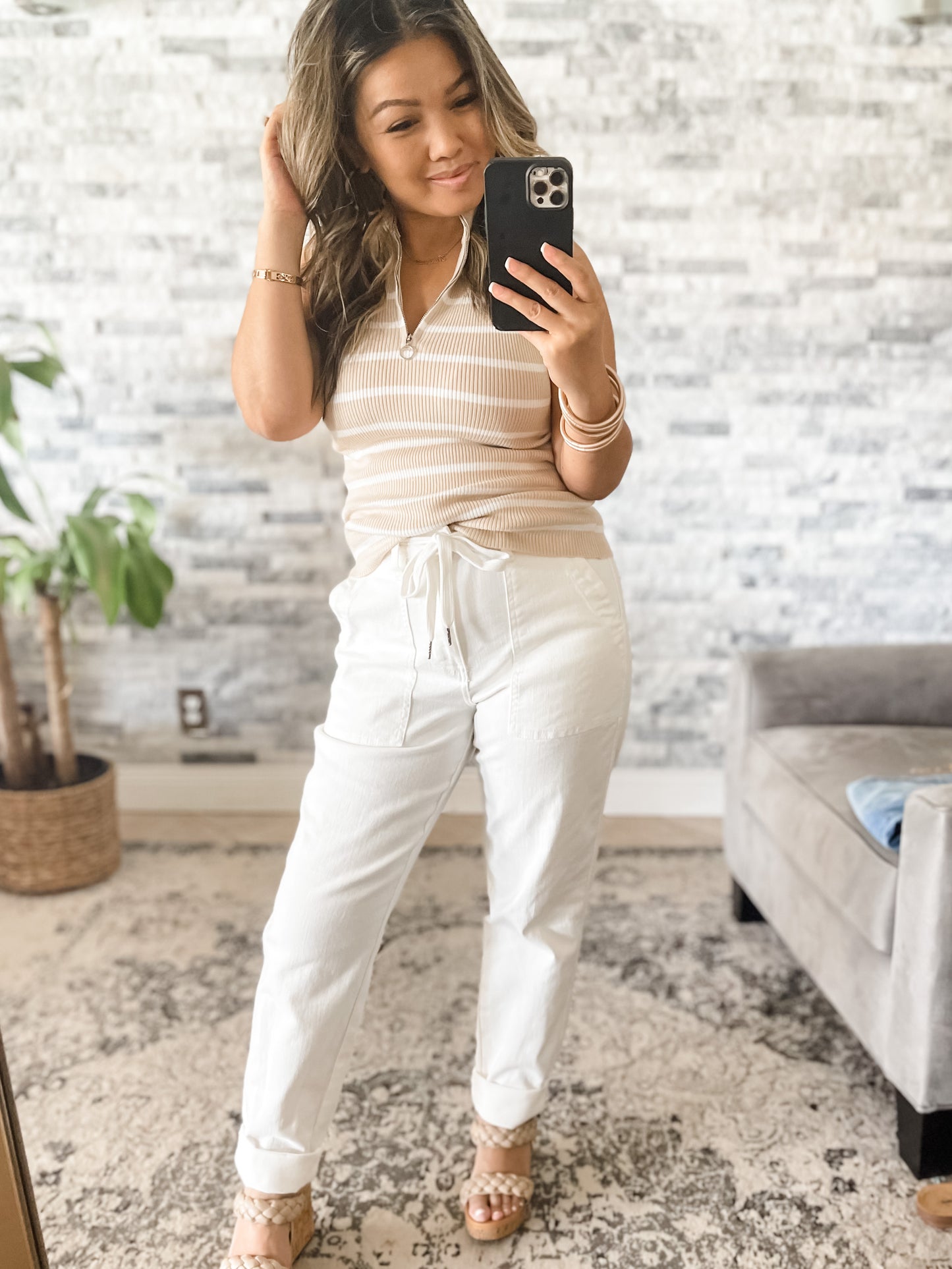 JUDY BLUE HIGH RISE DOUBLE CUFFED JOGGER in WHITE