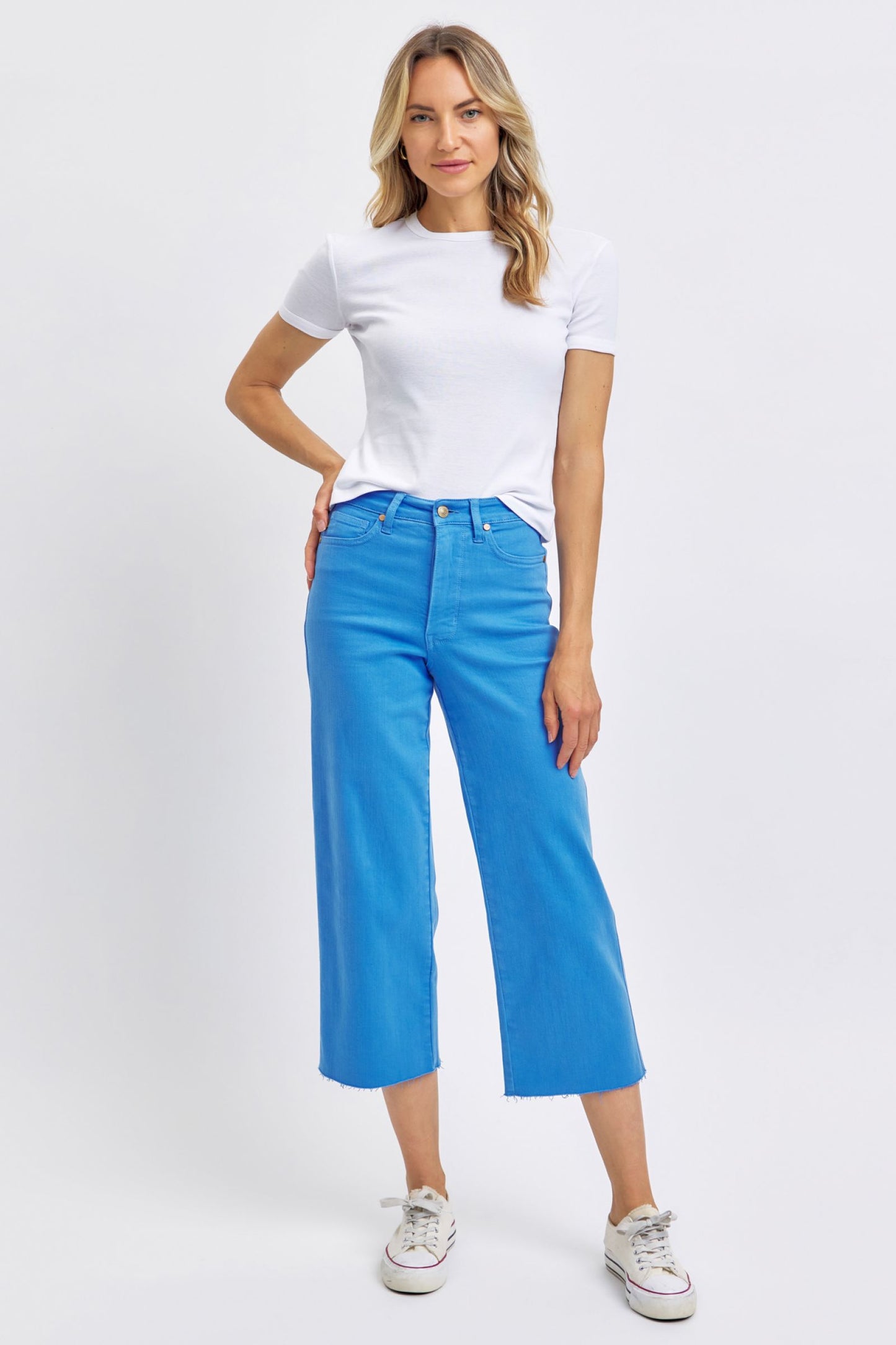 JUDY BLUE HIGH RISE TUMMY CONTROL WIDE LEG CROPS in SKY BLUE